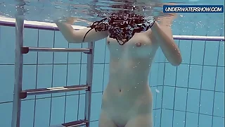 Amateur Lastova continues their way swim